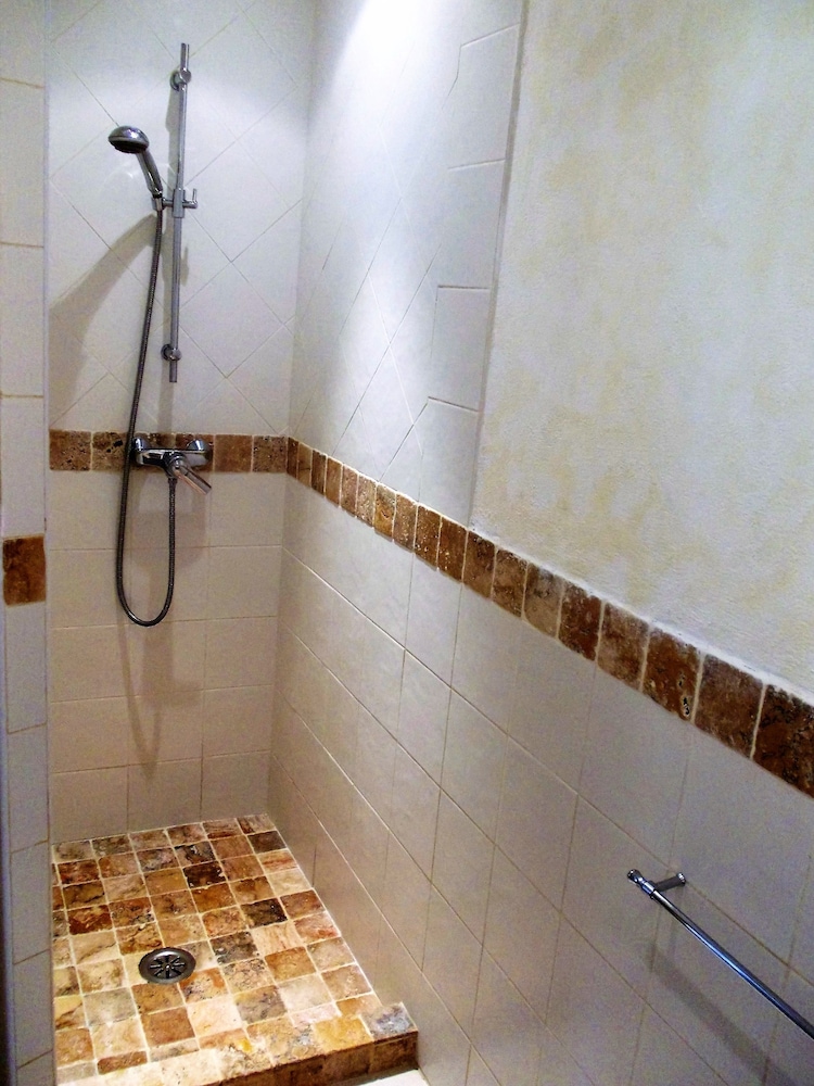 Standard Apartment photo 2