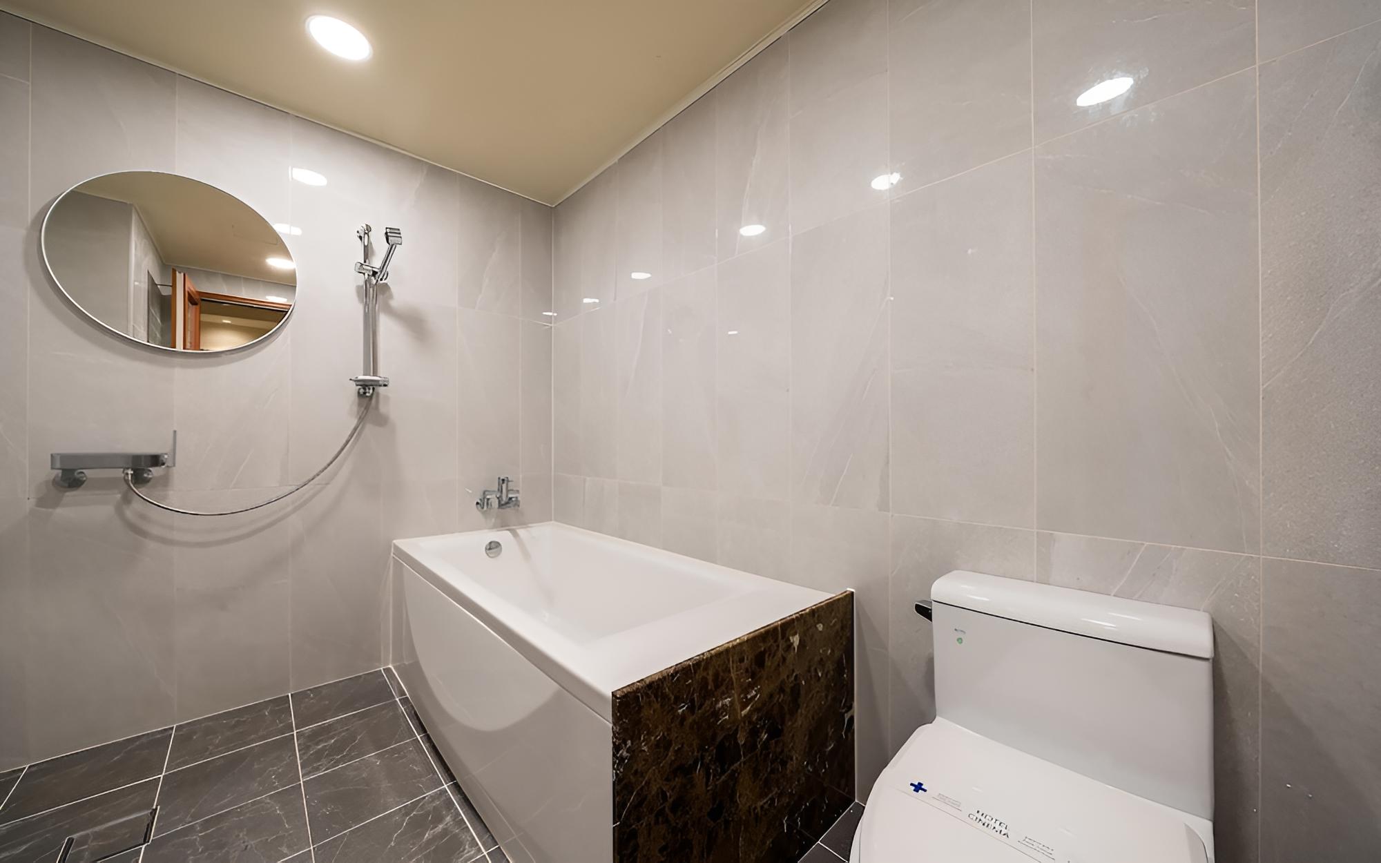Room (Standard With OTT) photo 1
