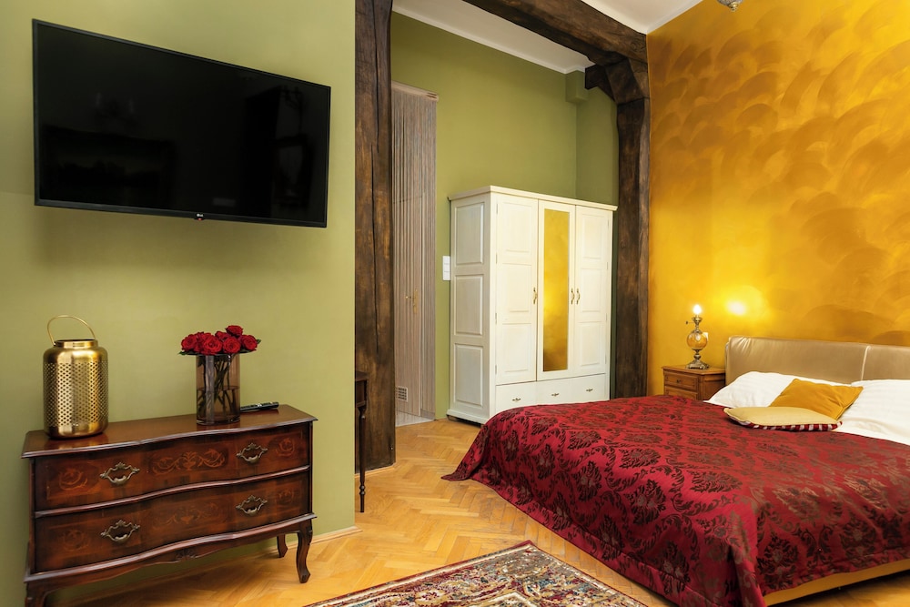 Superior Studio Suite, Balcony