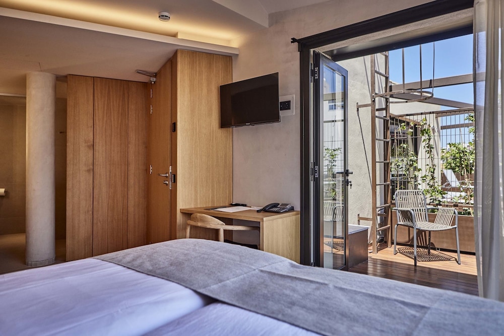 Superior Suite, Terrace