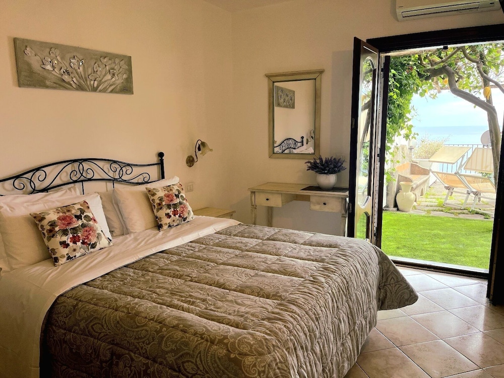 Comfort Room