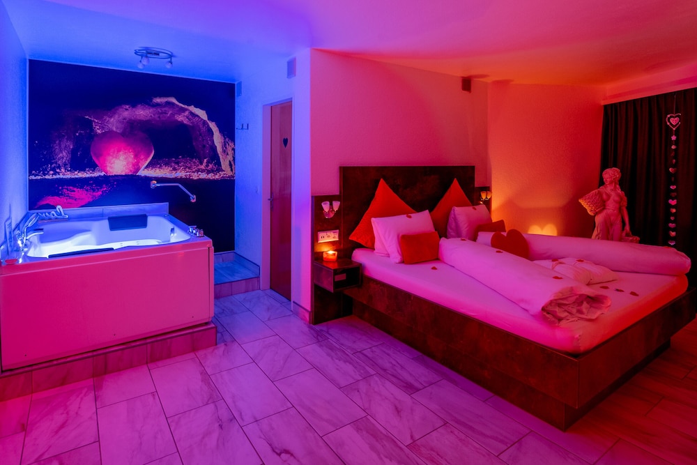 Romantic Suite photo 1