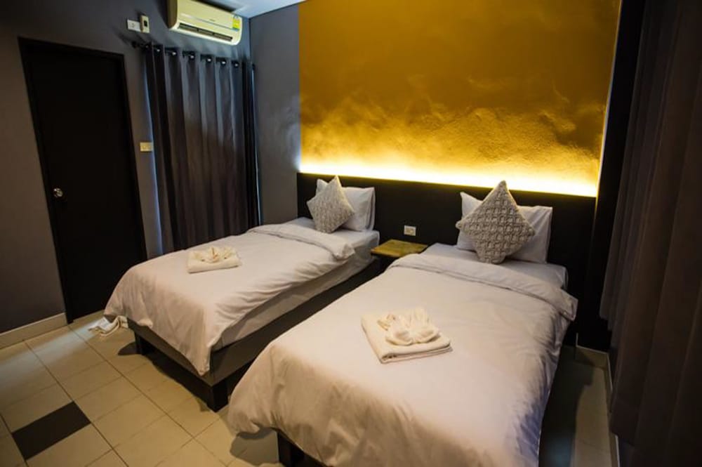 Standard Twin Room photo 3