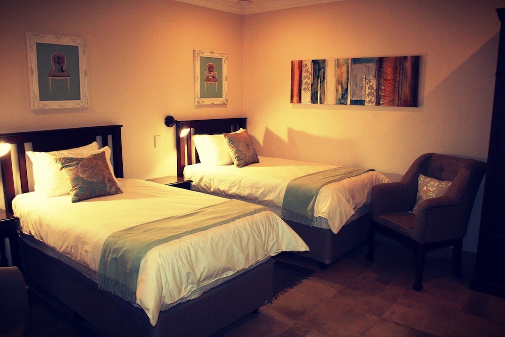 Deluxe Twin Room photo 1