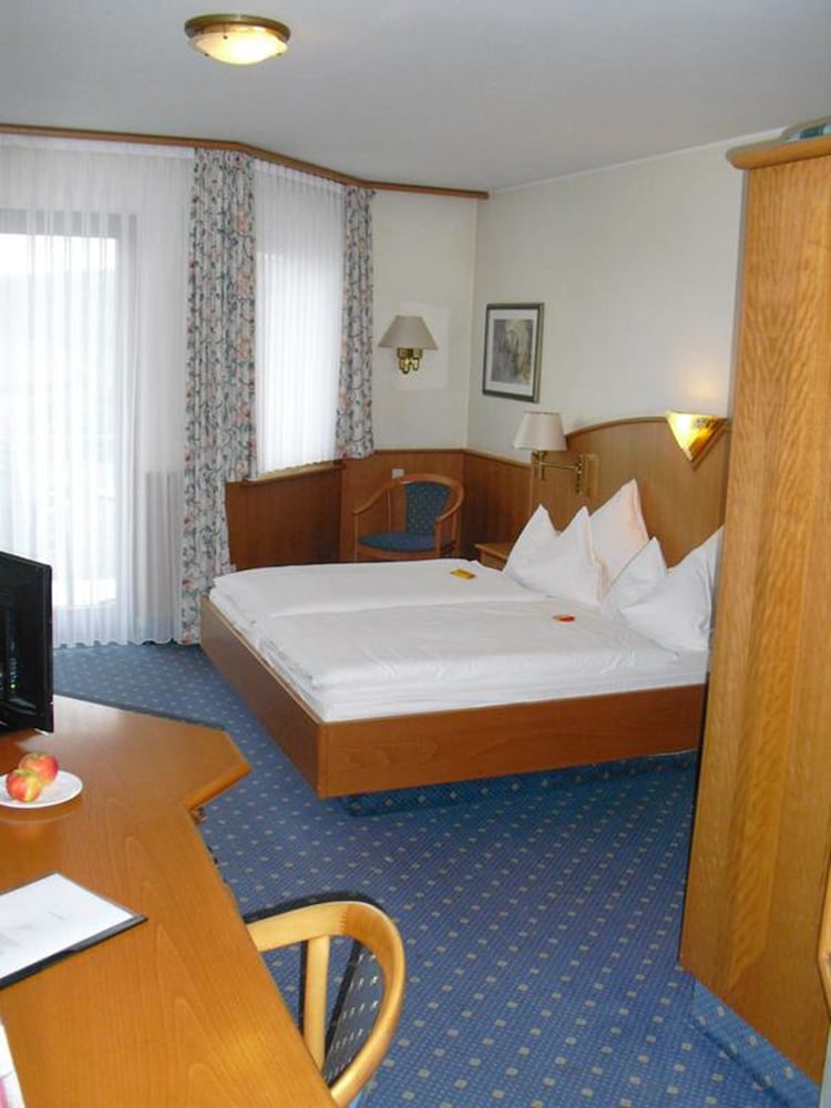 Double Room - Photo 1