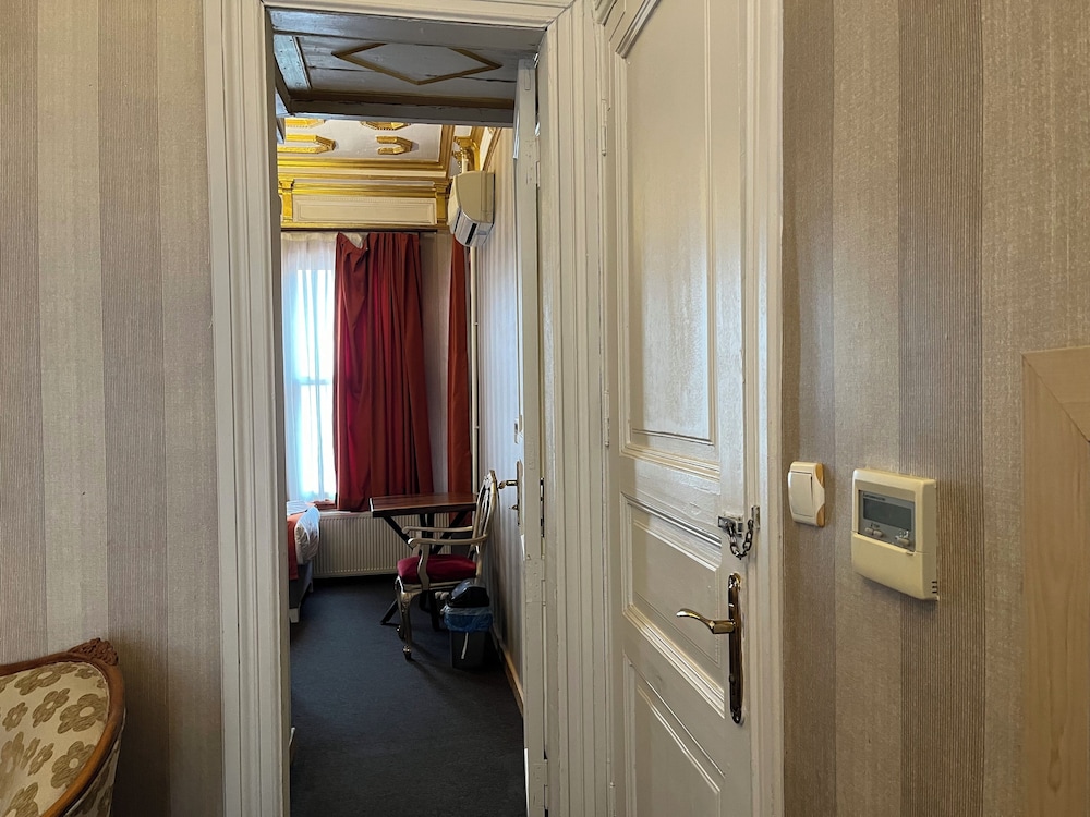 Family Suite photo 2