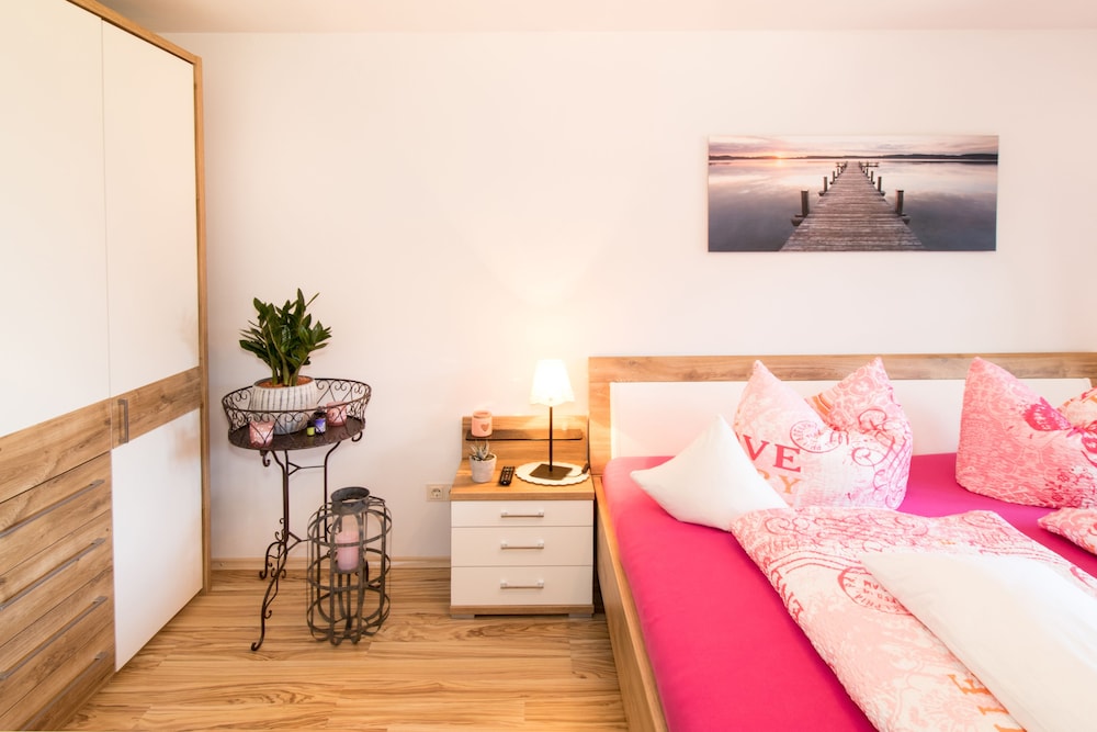 Apartment, 2 Bedrooms, Balcony (FeWo Hochries) photo 3