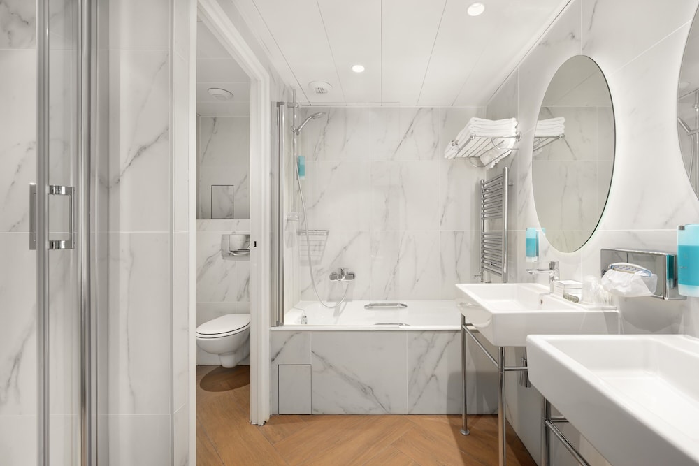 Junior Suite (Triple) photo 3