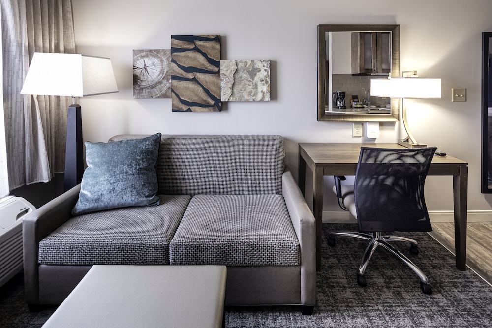 Studio Suite, 2 Double Beds, Accessible, Kitchen (Communications) - Photo 3