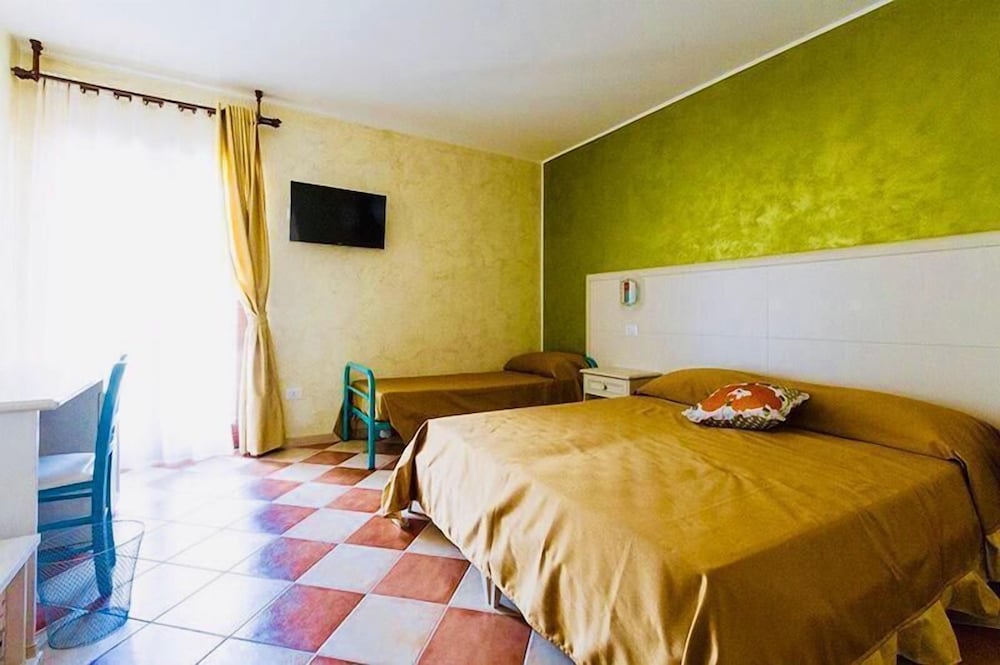 Triple Room photo 1