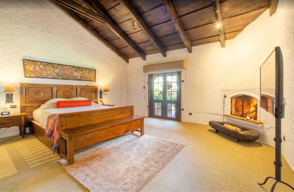 Superior Suite, 1 King Bed, Jetted Tub (All rooms are different) - Photo 1