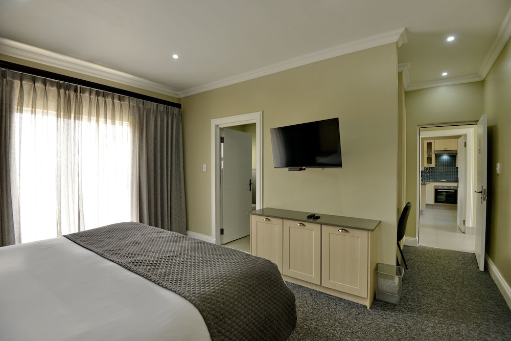 Deluxe House, 2 Bedrooms photo 2