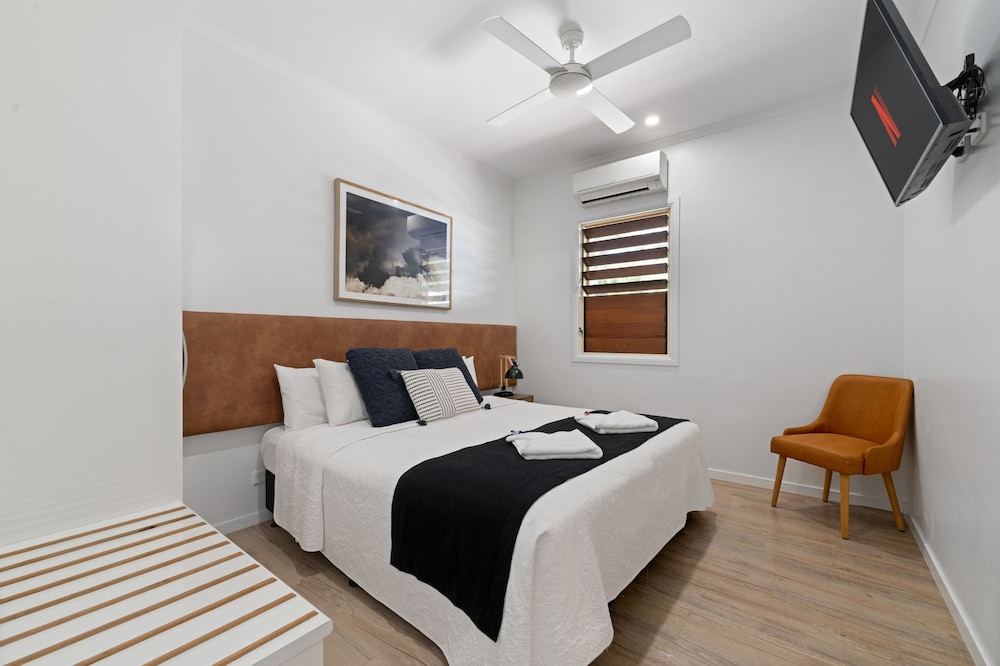 Luxury Villa, 2 Bedrooms photo 2