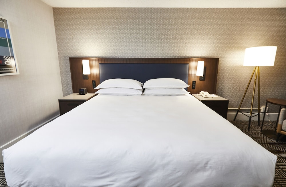 Superior Room, 1 King Bed