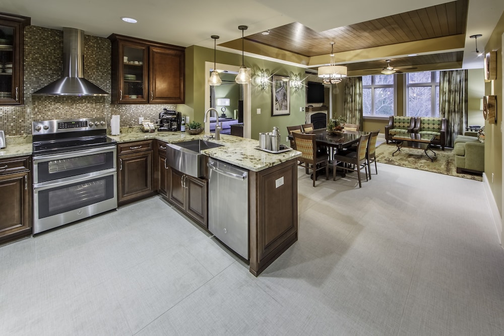 Signature Villa, 3 Bedrooms - Photo 4