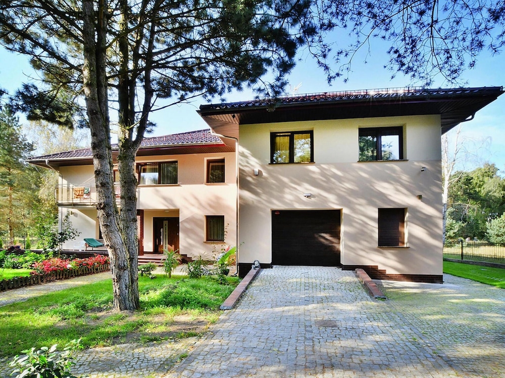 Villa photo 3