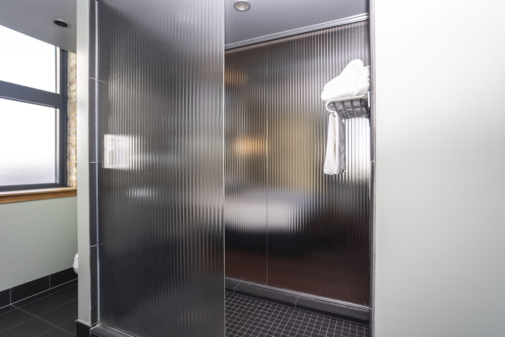 Corner Alcove King - Photo 7