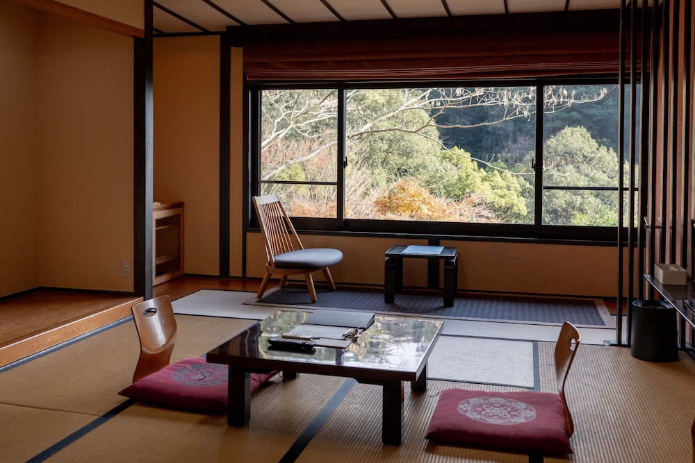 Japanese-Style Quadruple Room - Non-Smoking photo 2