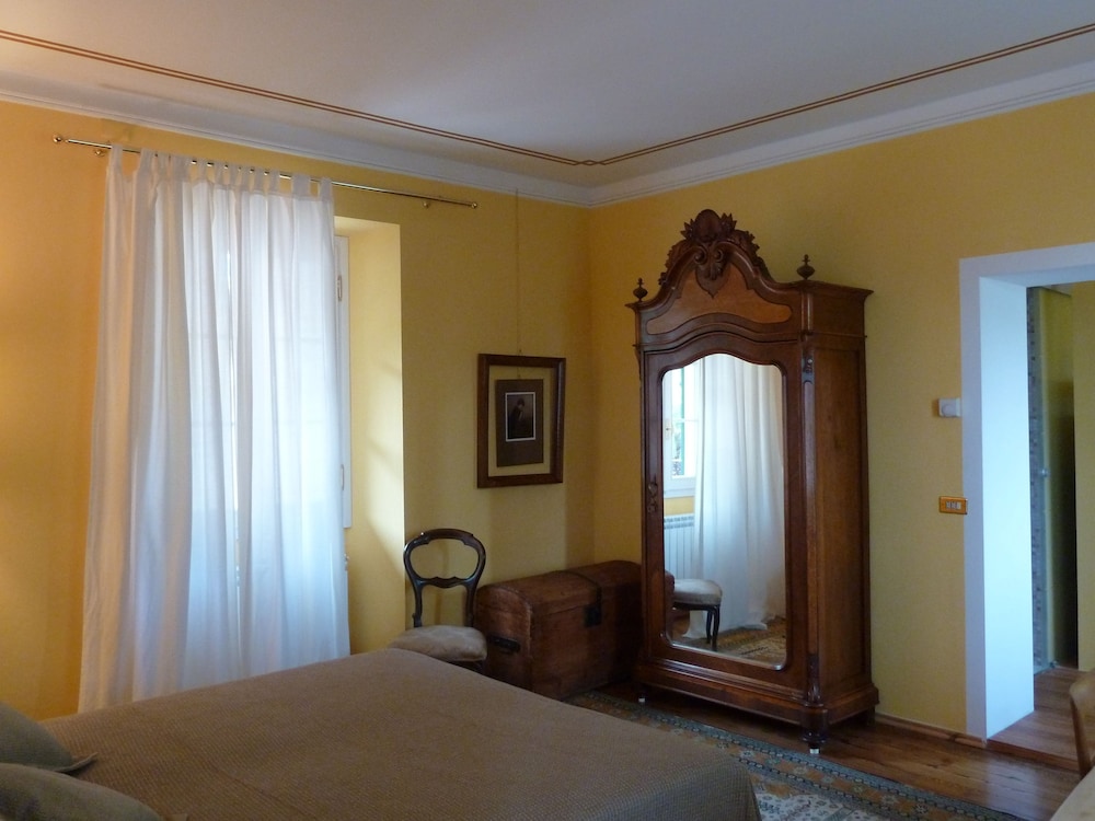 Panoramic Apartment, 1 Bedroom, Lake View, Annex Building photo 3