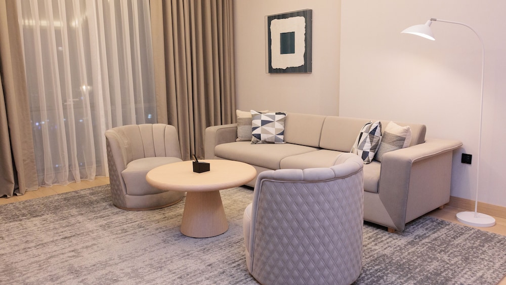 Suite (DUSHANBE)