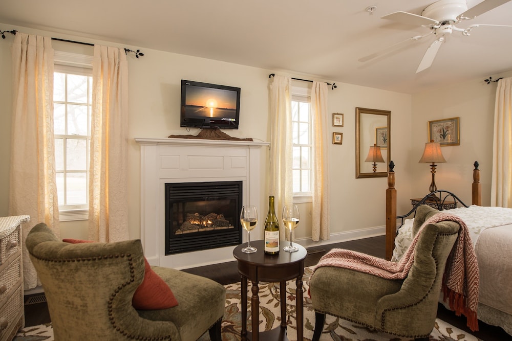 Classic Room, Private Bathroom (Beach Blossom Room)