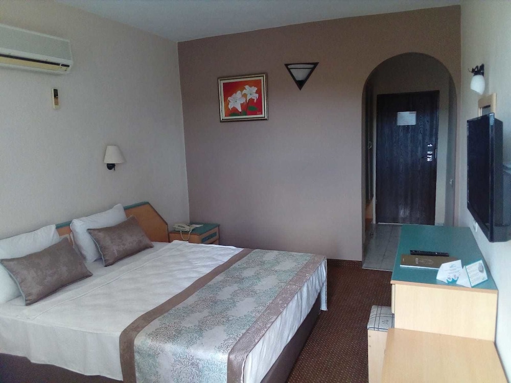 Standard Room - Photo 4