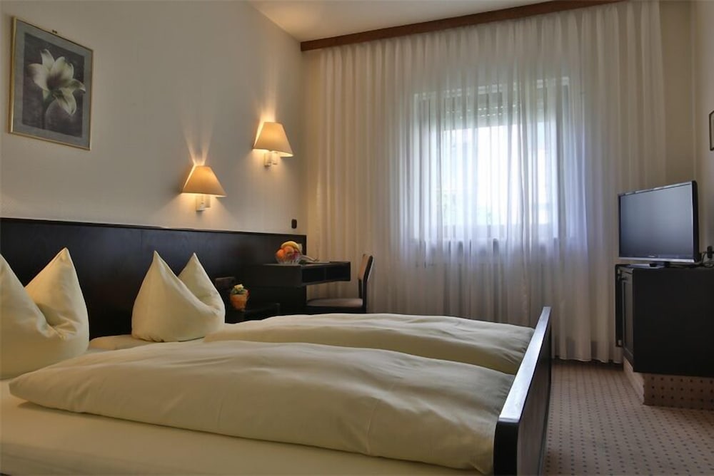 Basic Single Room photo 1