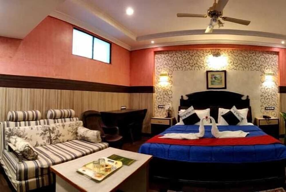 Deluxe Double Room photo 2