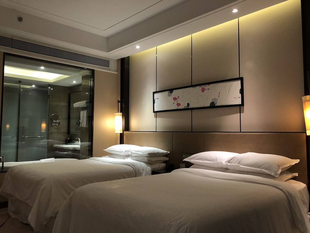 Premier Room, 2 Twin Beds photo 1