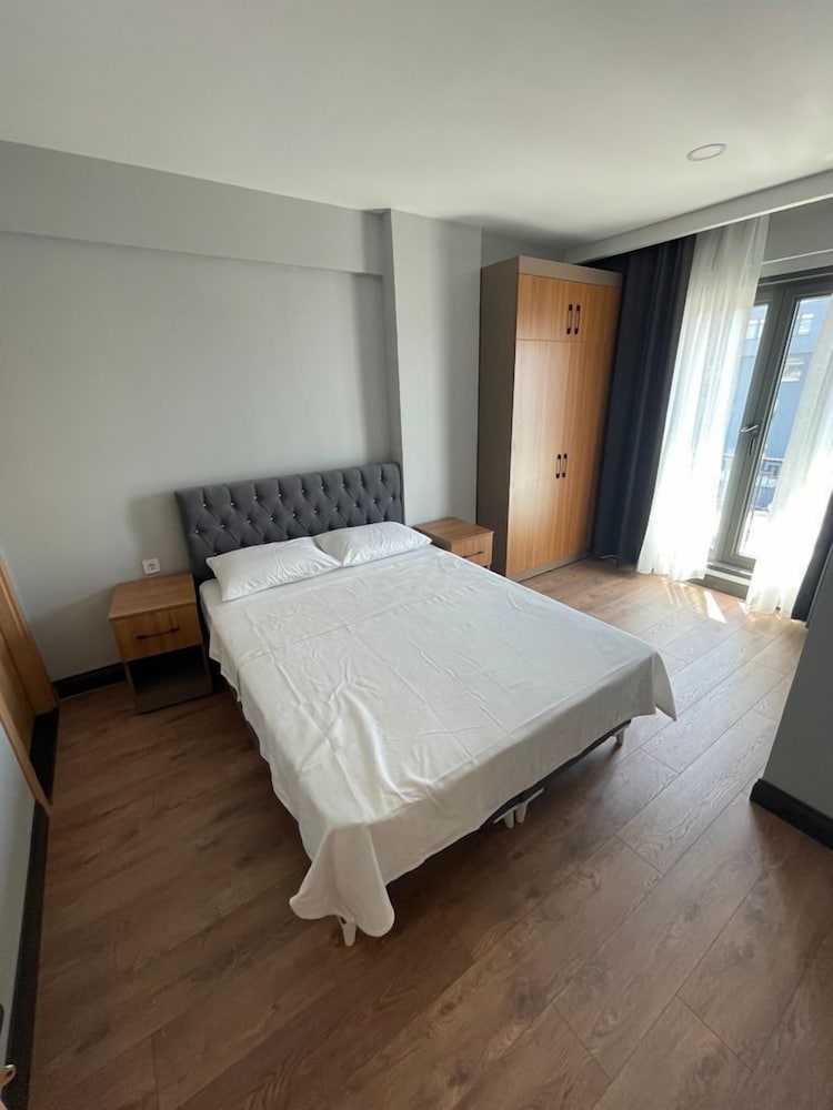 City Apartment photo 2