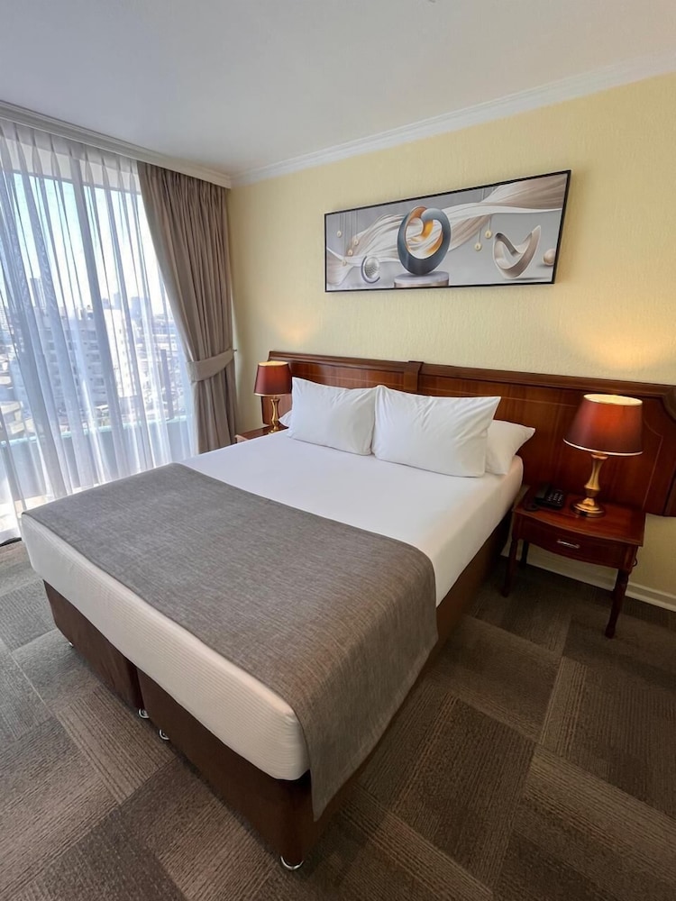 Junior Double Room, 1 Queen Bed