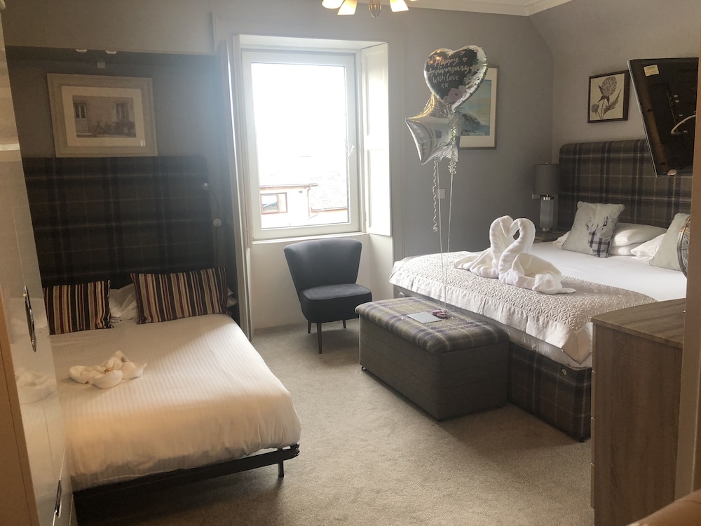 Superior Double/ Family Room photo 2