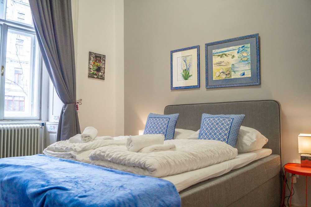 Basic Room
