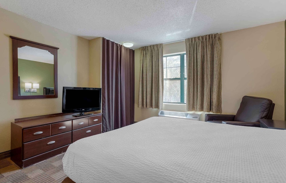 Studio, 1 Queen Bed, Accessible, Non Smoking - Photo 3