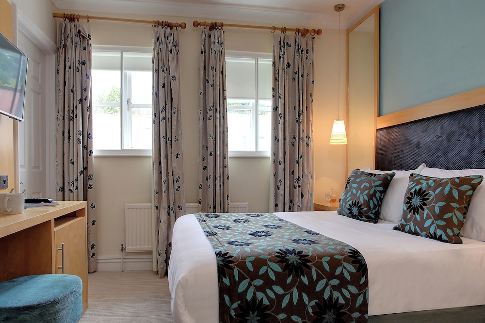 Standard Room, 1 Double Bed, Non Smoking (Small Room) - Photo 2