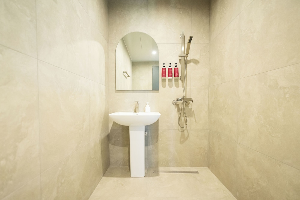 DRY SAUNA ROOM - Breakfast service + 1 FREE DRINK provided to guests photo 3