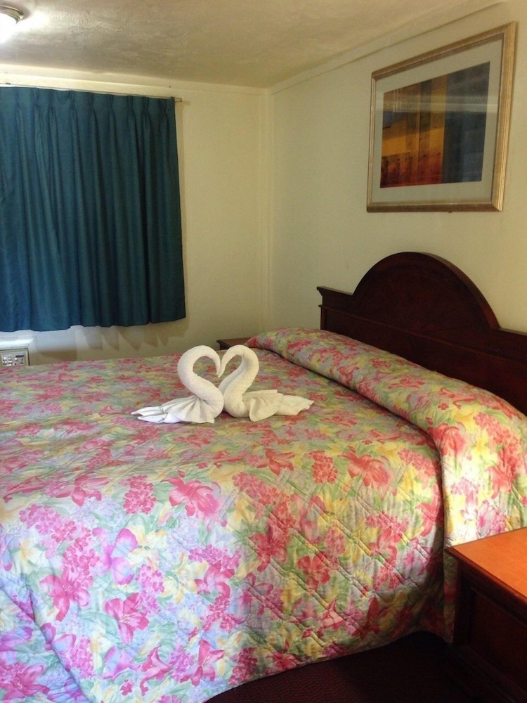 Family Suite, 1 King Bed, Non Smoking