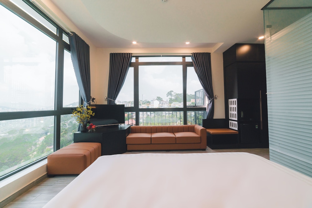 Deluxe Double Room, Valley View photo 3