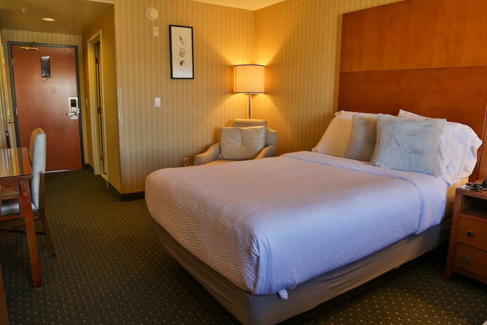 Presidential Room, 2 Double Beds, Non Smoking, Valley View photo 3