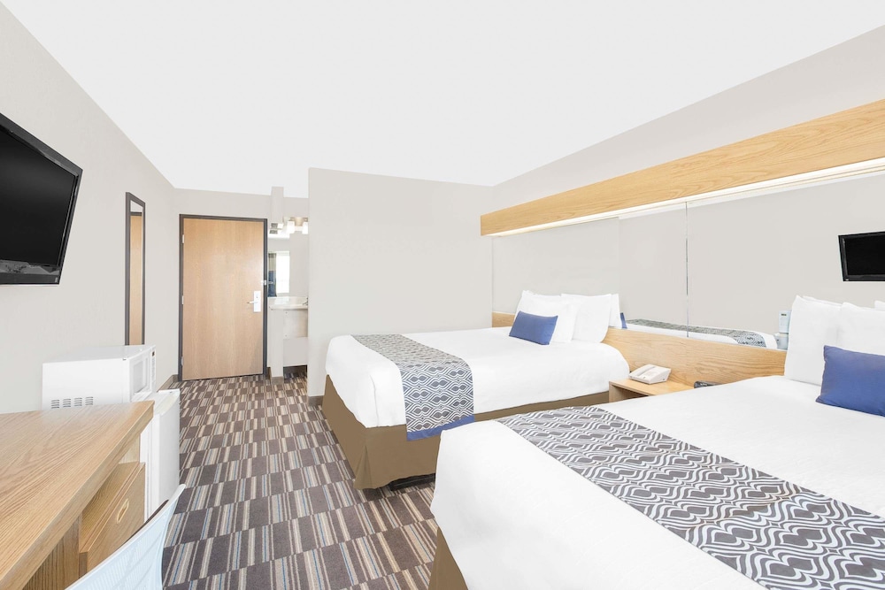 Room, Accessible - Photo 2