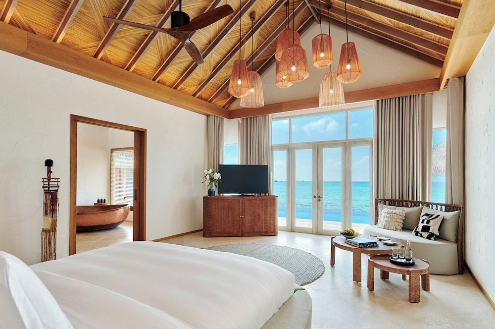 Three Bedroom Sunset Water Villa with Private Pool