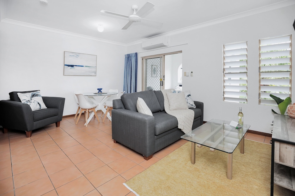 City Apartment photo 1