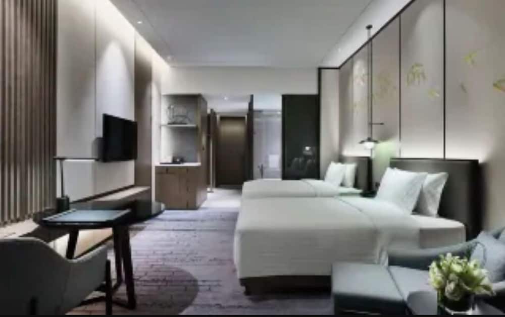 Deluxe Double Room, Garden View photo 1