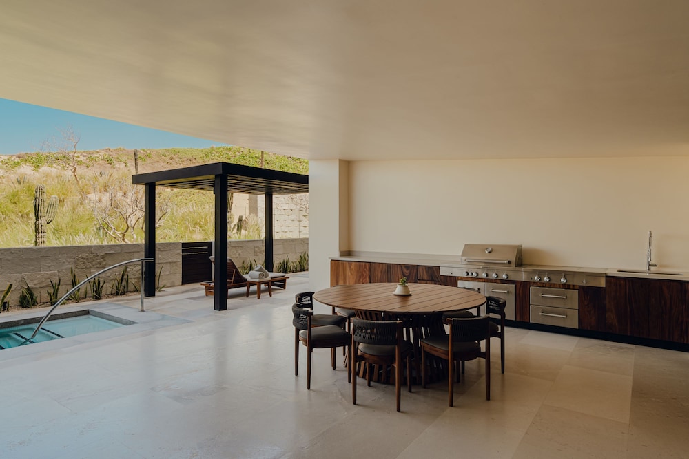 Sakyu 3 Bedrooms At Nobu Residences