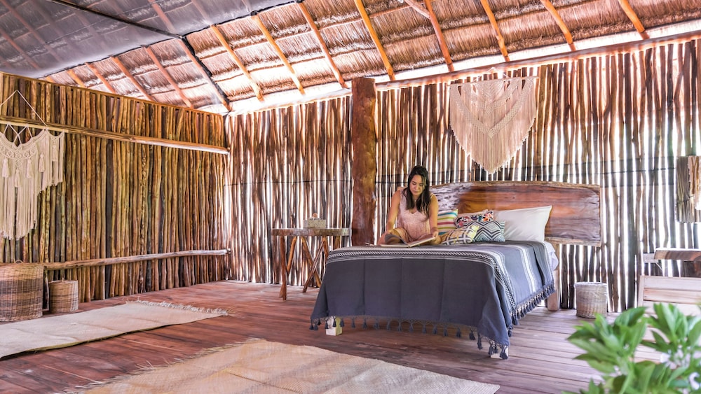 Superior Room, Multiple Beds, Patio photo 2