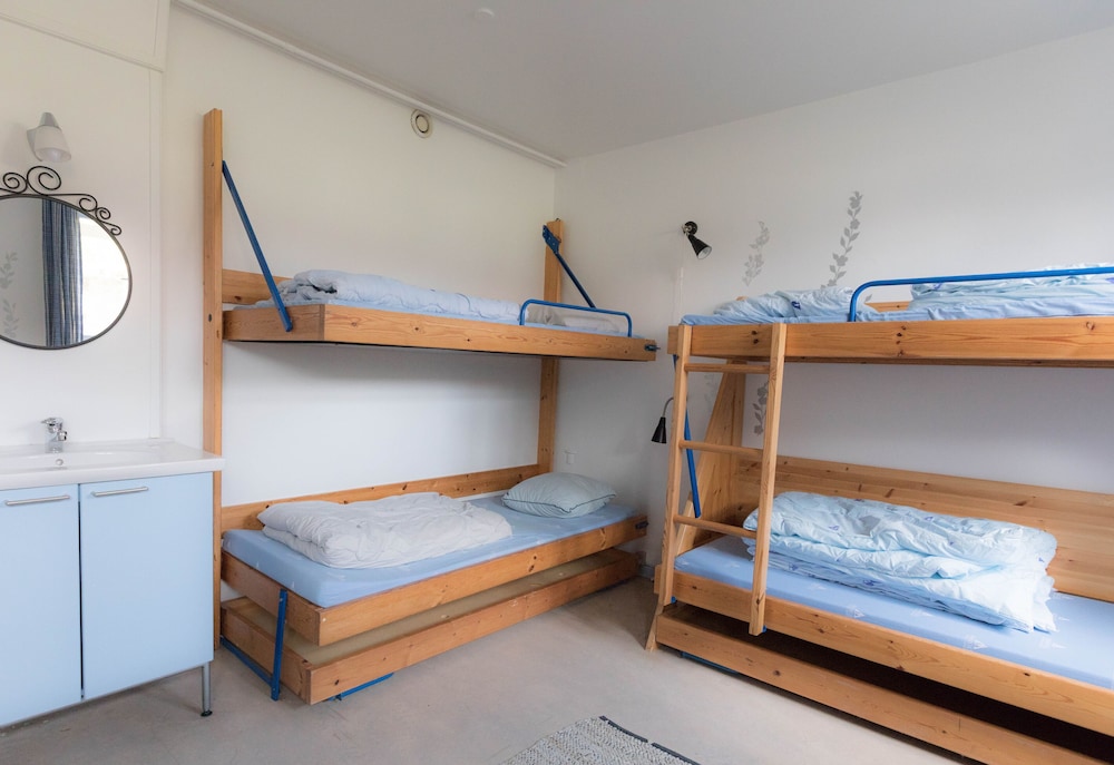 Room, Multiple Beds, Shared Bathroom (6 person) photo 1