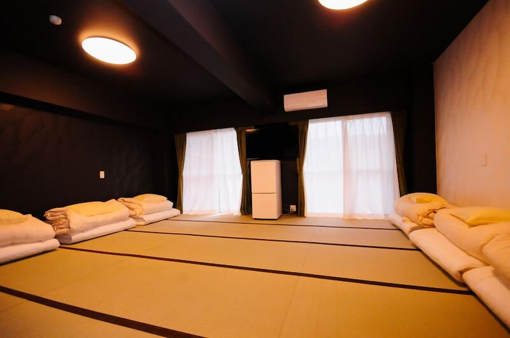 Deluxe Studio Suite