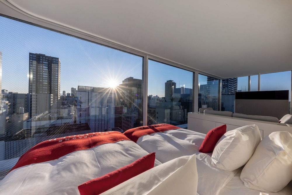 Top Floor Twin Room, Non Smoking (14F)