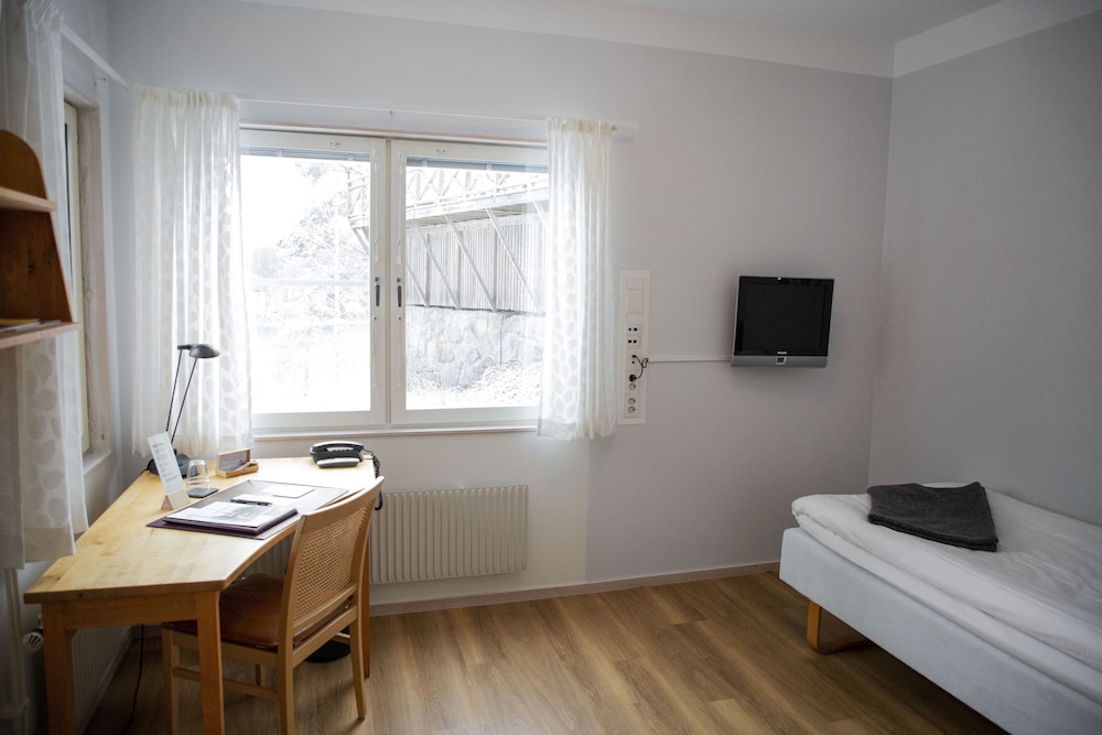 Single Room photo 2