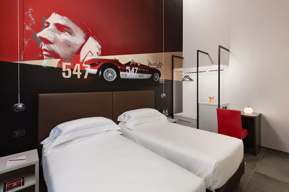 Deluxe Double Room - Photo 14